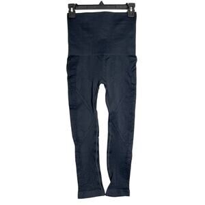 Belly Bandit Mother Tucker Capri Compression Leggings Size S Postpartum Textured